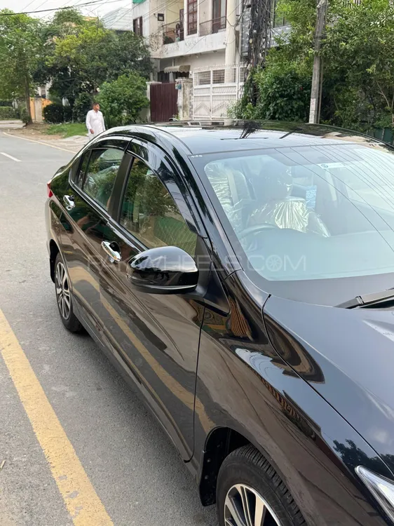 Honda City 2024 for Sale in Lahore Image-1