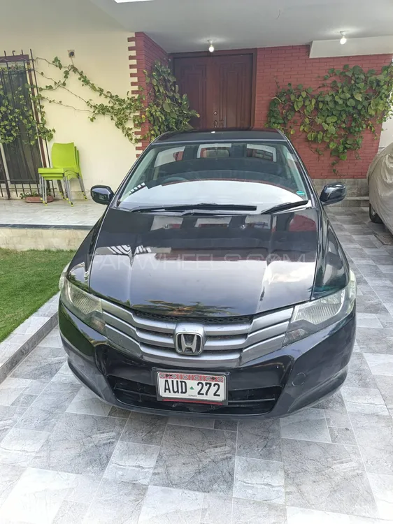 Honda City 2010 for Sale in Karachi Image-1