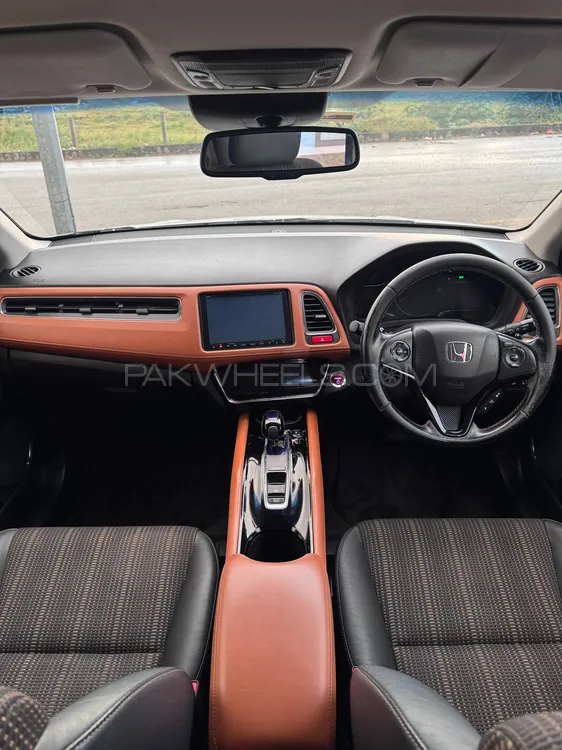 Honda Vezel 2015 for Sale in Islamabad Honda Vezel 2015 for Sale in Islamabad Image-8