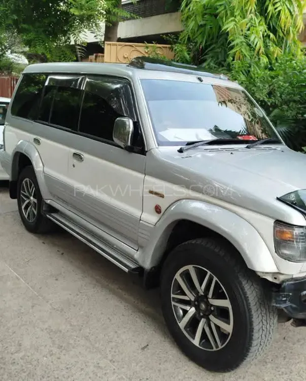 Mitsubishi Pajero 1995 for Sale in Lahore Image-1