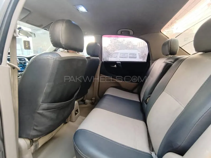 سوزوکی لیانا 2008 for Sale in لاہور Image-1