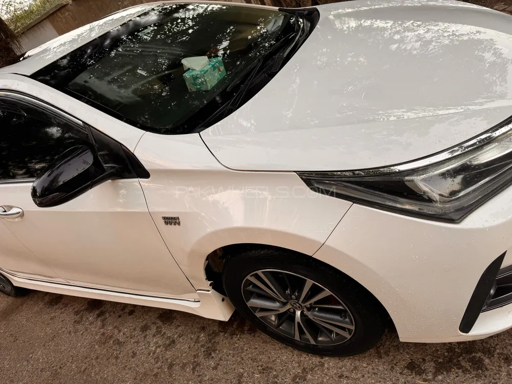 Toyota Corolla 2017 for Sale in Karachi Image-1