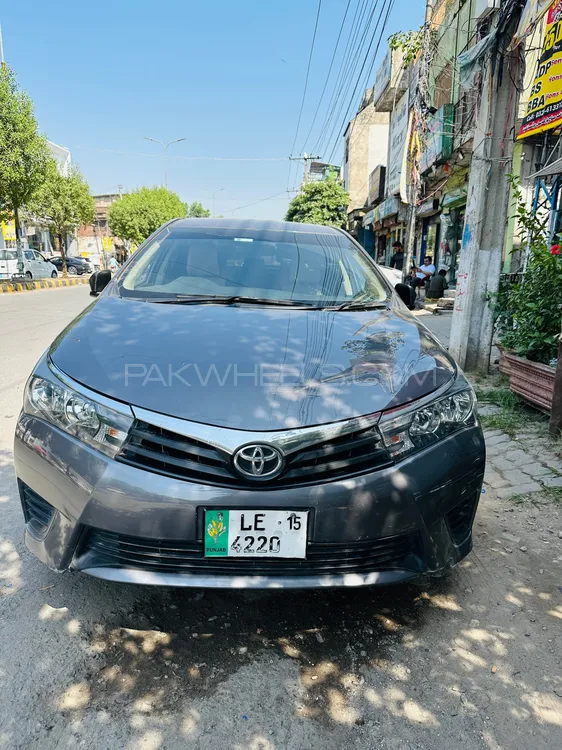 Toyota Corolla 2015 for Sale in Sialkot Image-1