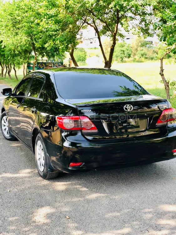 Toyota Corolla 2011 for Sale in Wah cantt Image-1