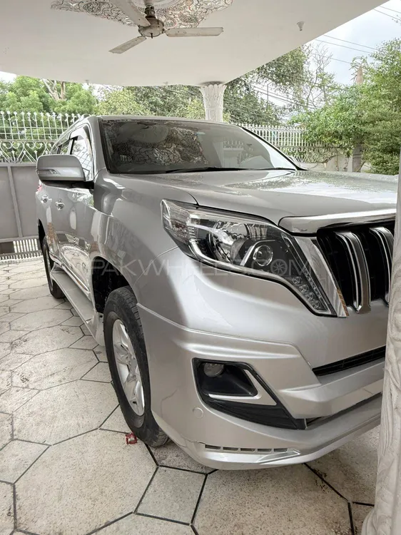 Toyota Prado 2010 for Sale in Jhang Image-1
