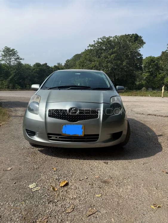 Toyota Vitz 2006 for Sale in Islamabad Image-1