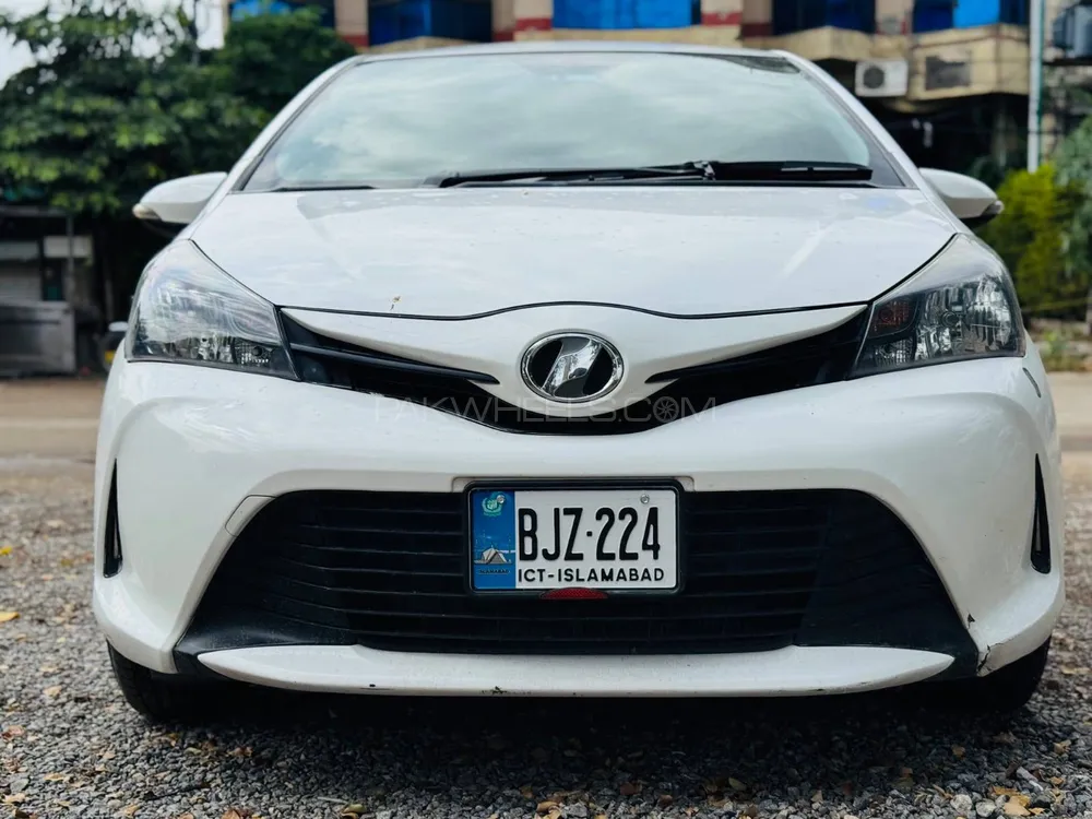Toyota Vitz 2014 for Sale in Islamabad Toyota Vitz 2014 for Sale in Islamabad Image-3