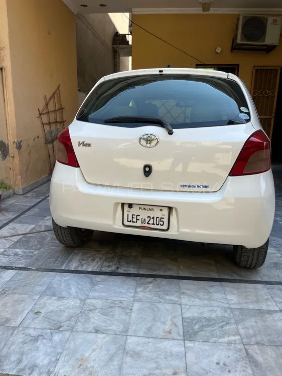 Toyota Vitz 2007 for Sale in Lahore Image-1