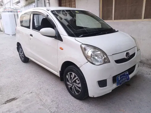 Daihatsu Mira X 2011