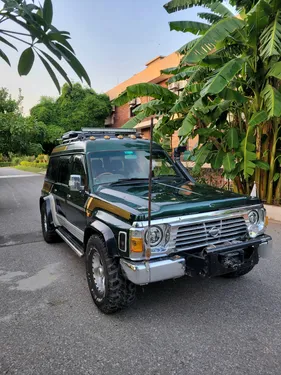 Nissan Safari 1984