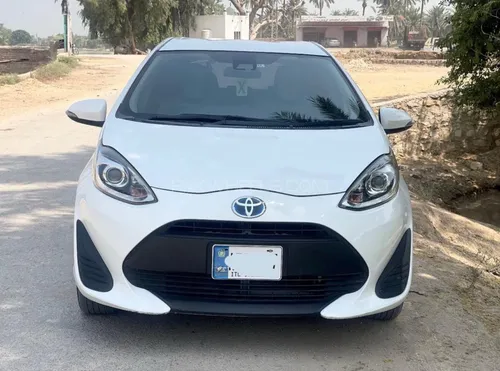 Toyota Aqua S 2018