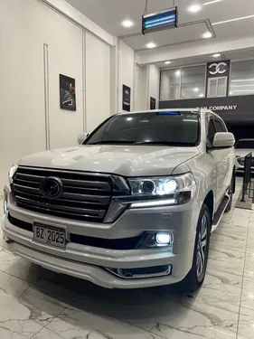 Toyota Land Cruiser AX 2017