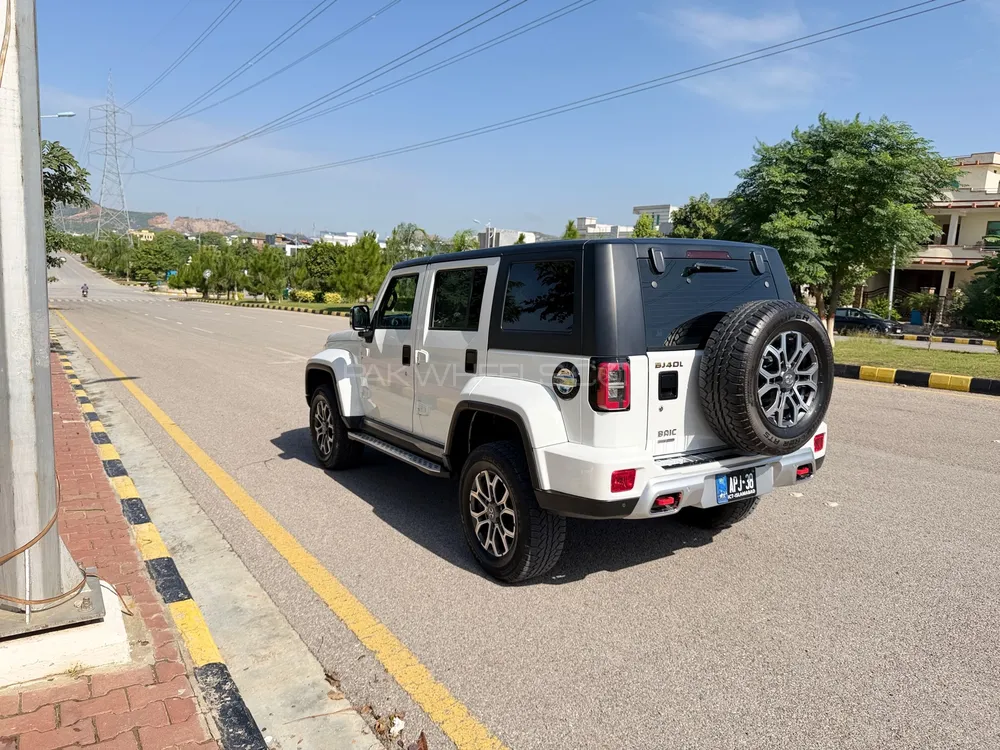 BAIC BJ40 Plus 2022 for Sale in Islamabad BAIC BJ40 Plus 2022 for Sale in Islamabad Image-5