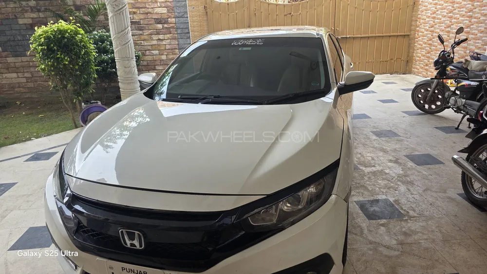 Honda Civic 2016 for Sale in Gujrat Image-1