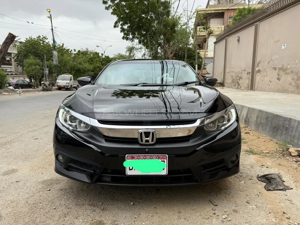 Honda Civic 2017 for Sale in Karachi Image-1