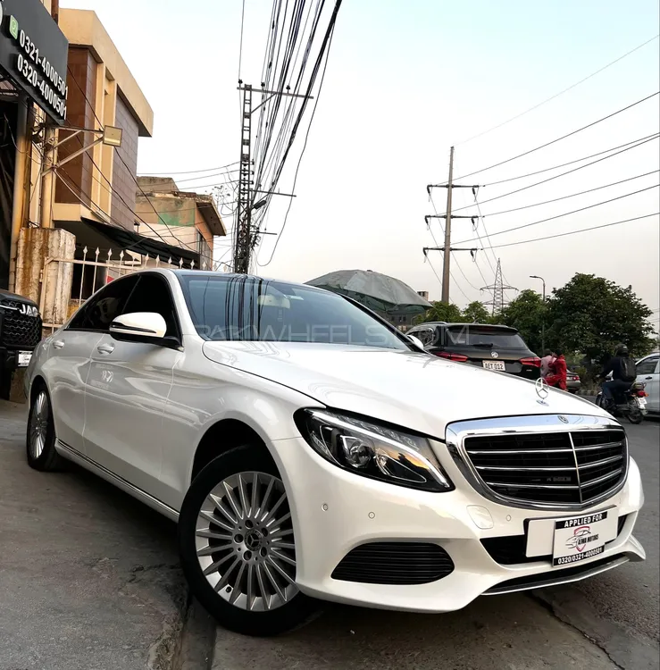 Mercedes Benz C Class 2018 for Sale in Lahore Image-1