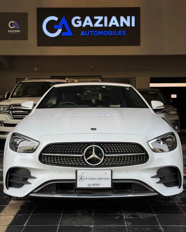 Mercedes Benz E Class Cabriolet 2022 for Sale in Karachi Image-1