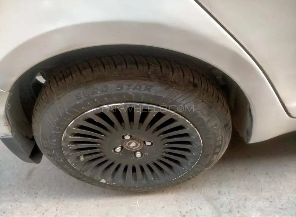 Suzuki Swift 2010 for Sale in Lahore Image-1