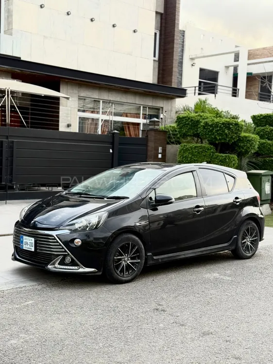 Toyota Aqua 2016 for Sale in Lahore Image-1