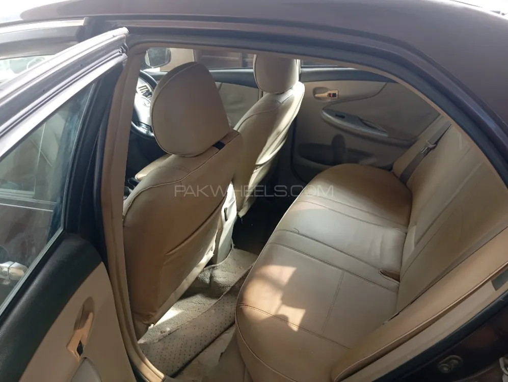 Toyota Corolla 2013 for Sale in Vehari Toyota Corolla 2013 for Sale in Vehari Image-6