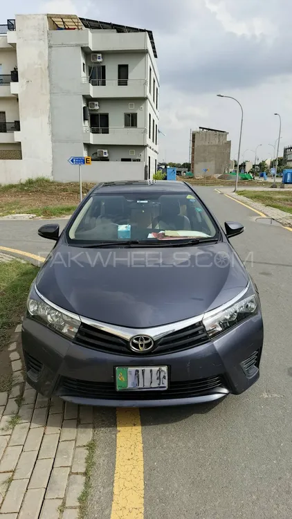 Toyota Corolla 2016 for Sale in Lahore Image-1