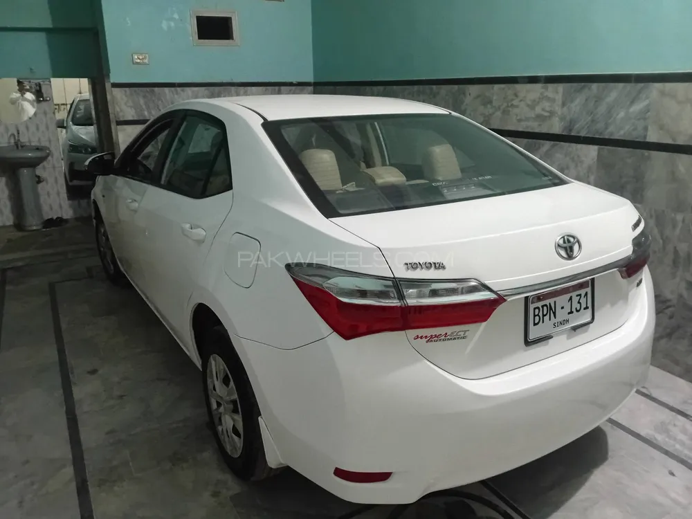 Toyota Corolla 2019 for Sale in Karachi Image-1