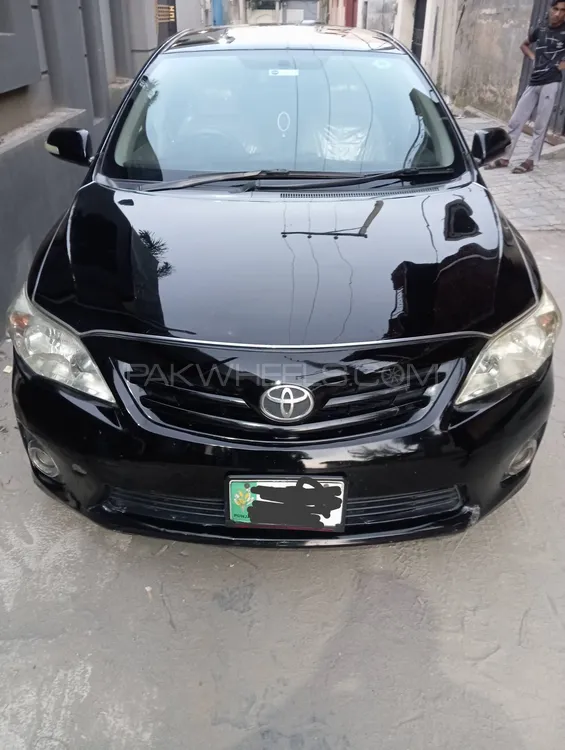 Toyota Corolla 2014 for Sale in Lahore Image-1