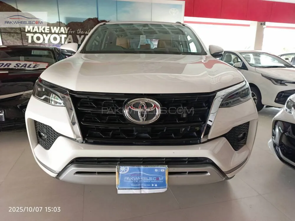 Toyota Fortuner 2021 for Sale in Multan Image-1
