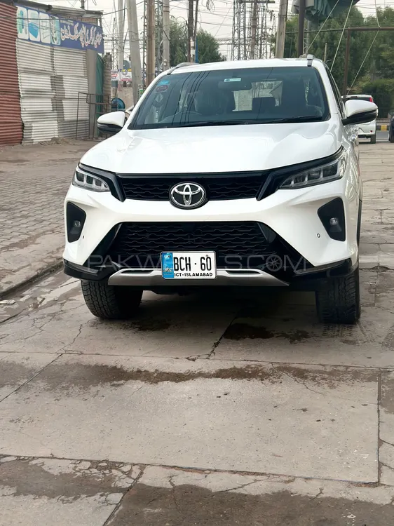 Toyota Fortuner 2023 for Sale in Multan Image-1