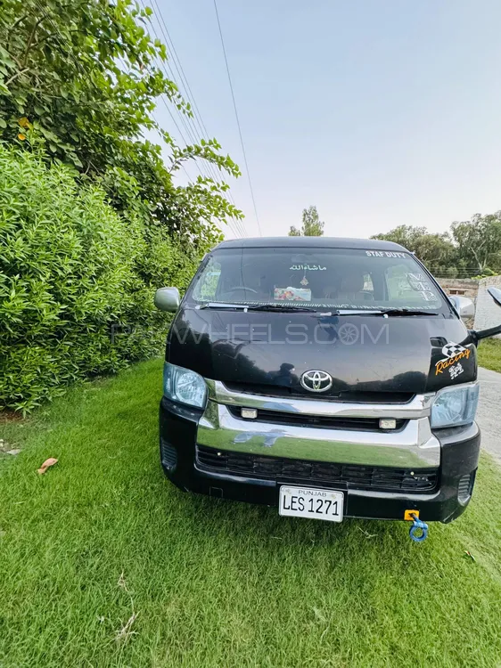 Toyota Hiace 2015 for Sale in Multan Image-1