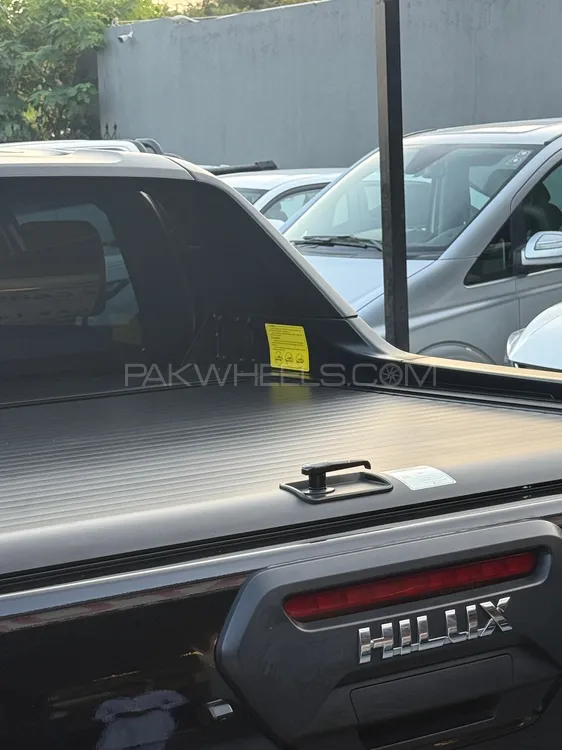Toyota Hilux 2023 for Sale in Islamabad Toyota Hilux 2023 for Sale in Islamabad Image-9