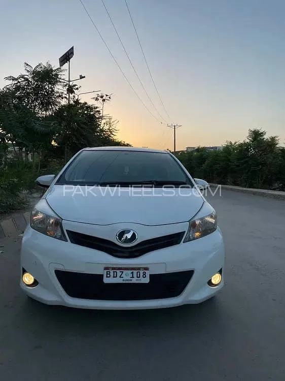 Toyota Vitz 2012 for Sale in Quetta Image-1