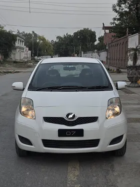 Toyota Vitz F 1.0 2007