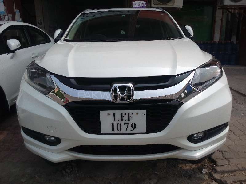 Honda Vezel 2013 for Sale in Faisalabad Image-1