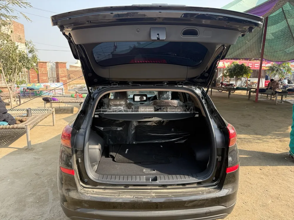 Hyundai Tucson 2024 for Sale in Multan Hyundai Tucson 2024 for Sale in Multan Image-6
