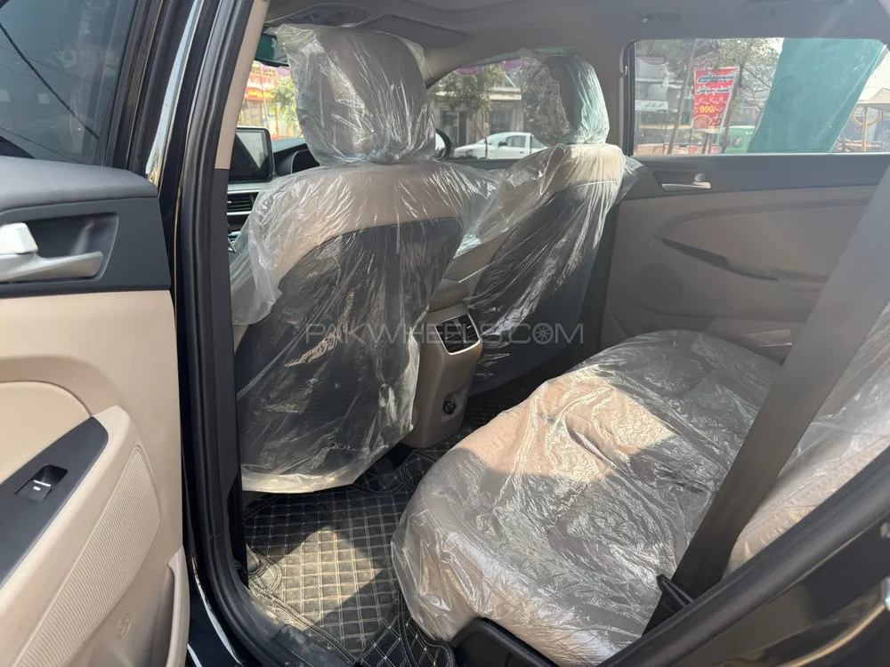 Hyundai Tucson 2024 for Sale in Multan Hyundai Tucson 2024 for Sale in Multan Image-7