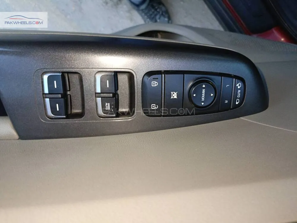 کِیا اسپورٹیج 2020 for Sale in فیصل آباد کِیا اسپورٹیج 2020 for Sale in فیصل آباد Image-12