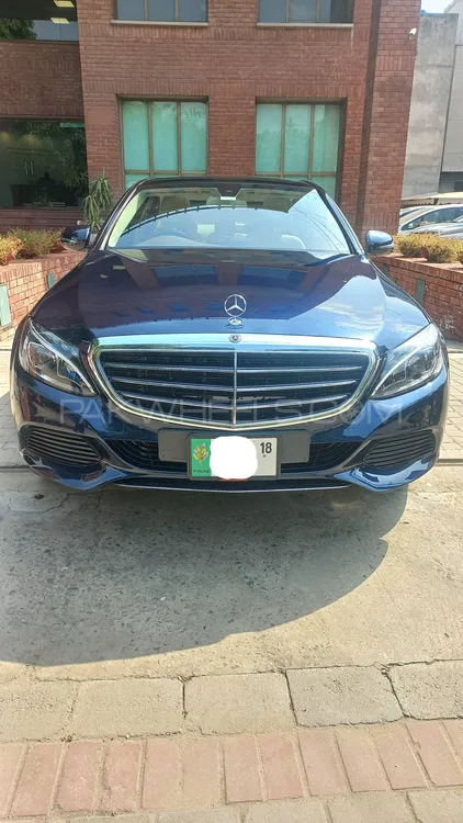 Mercedes Benz C Class 2018 for Sale in Lahore Image-1