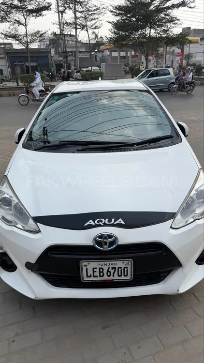 Toyota Aqua 2019 for Sale in Lahore Image-1
