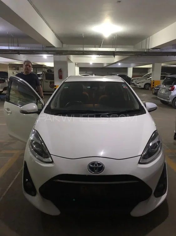 Toyota Aqua 2018 for Sale in Karachi Image-1