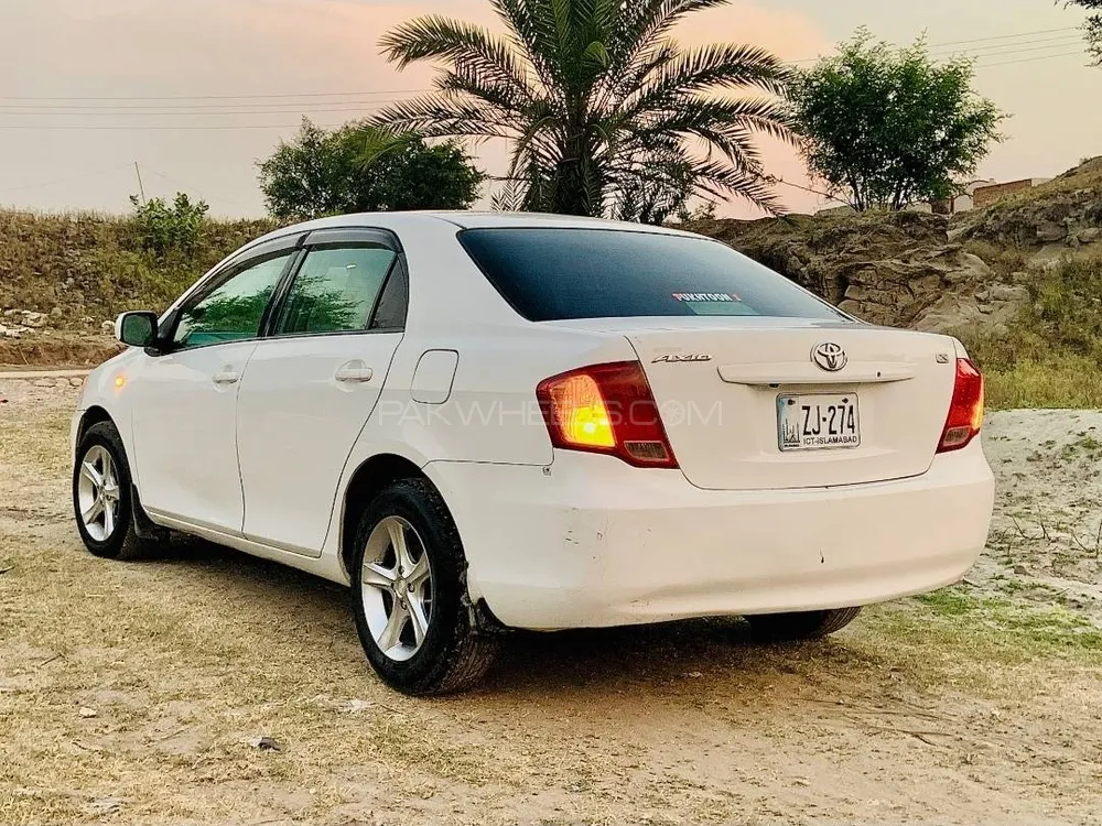 Toyota Corolla Axio 2007 for Sale in Karak Image-1