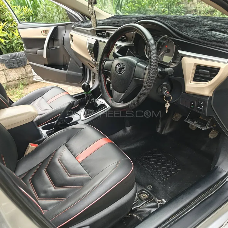 Toyota Corolla 2017 for Sale in Gujrat Image-1