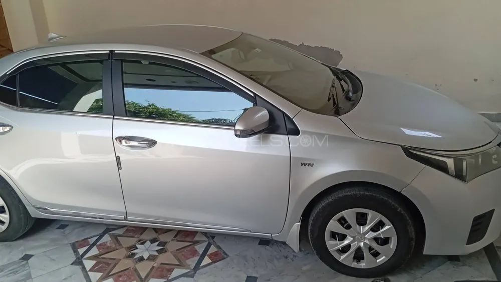 Toyota Corolla 2017 for Sale in Faisalabad Image-1