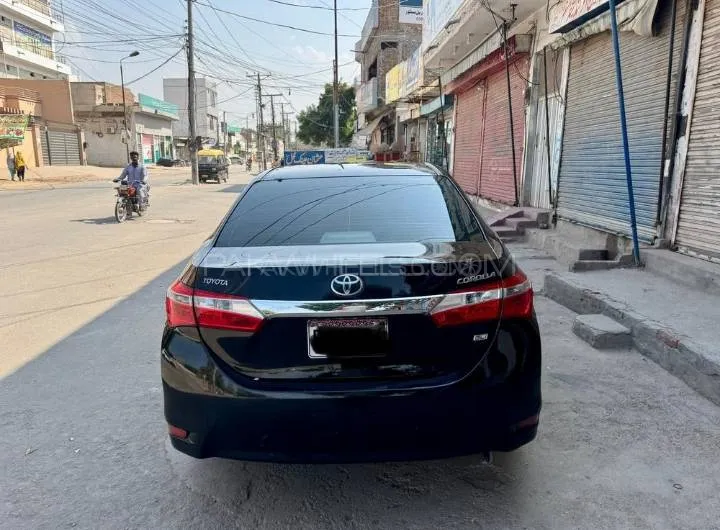 Toyota Corolla 2017 for Sale in Khanpur Toyota Corolla 2017 for Sale in Khanpur Image-3