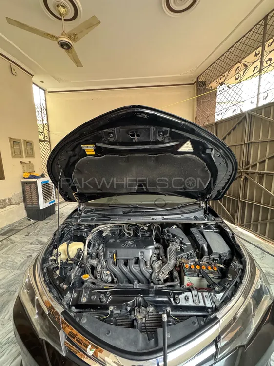 Toyota Corolla 2018 for Sale in Kot Momin Toyota Corolla 2018 for Sale in Kot Momin Image-9