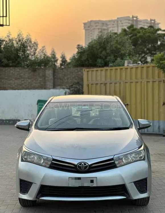 Toyota Corolla 2016 for Sale in Karachi Image-1