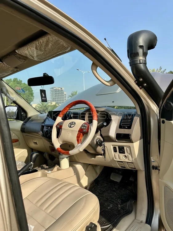 Toyota Hilux 2005 for Sale in Lahore Toyota Hilux 2005 for Sale in Lahore Image-6