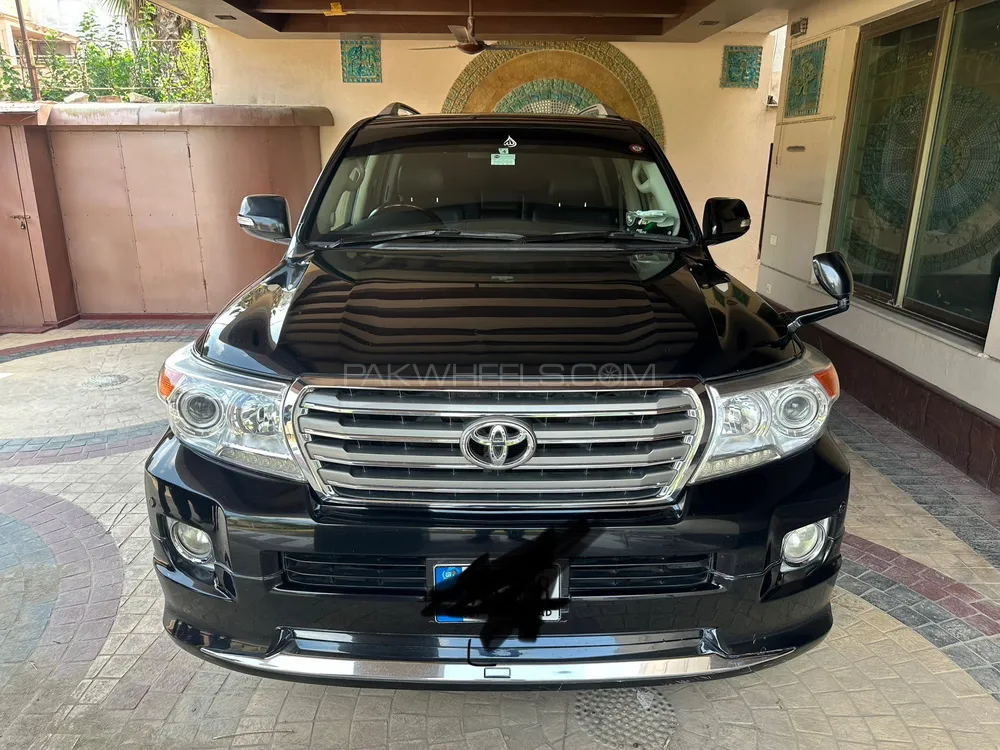 Toyota Land Cruiser 2012 for Sale in Faisalabad Toyota Land Cruiser 2012 for Sale in Faisalabad Image-1