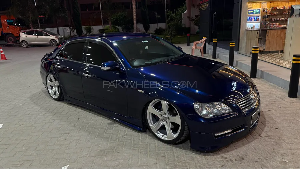 Toyota Mark X 2005 for Sale in Islamabad Image-1