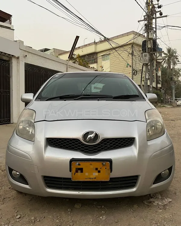 Toyota Vitz 2008 for Sale in Karachi Image-1